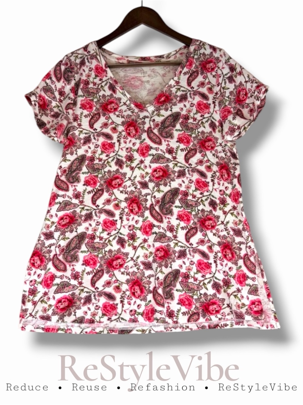 J JILL Women’s Size M Shirt Tee T-Shirt V-Neck Floral Pima Cotton Short Sleeve